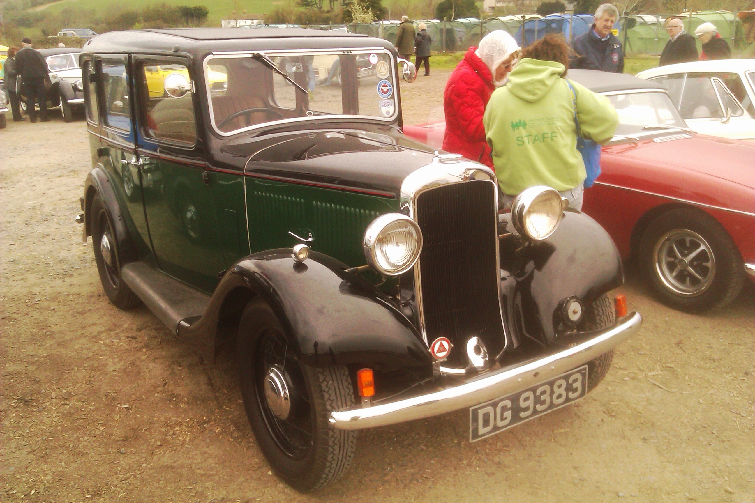 Hillman Minx Grand Tourer — view 1
